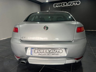 Alfa Romeo GT 1.9 MJT 16V Distinctive (4)