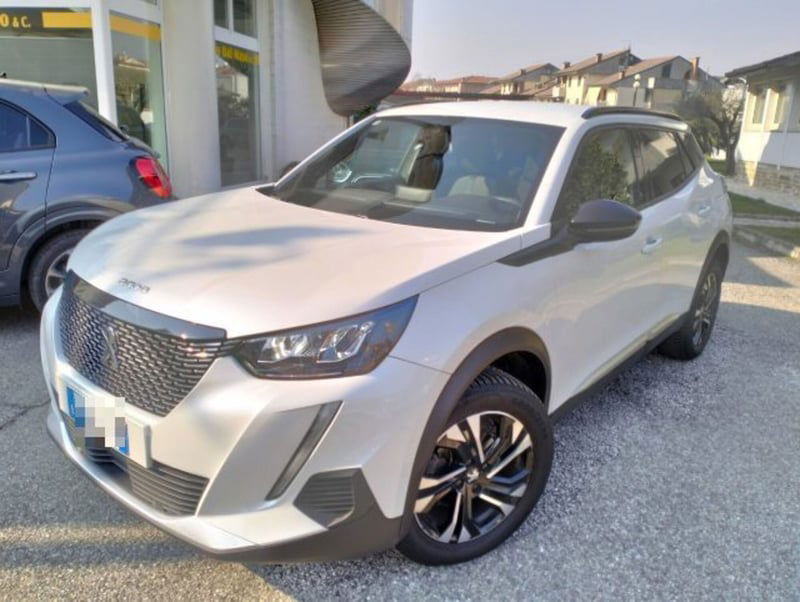 Peugeot 2008 PureTech 100 S&S Allure Pack