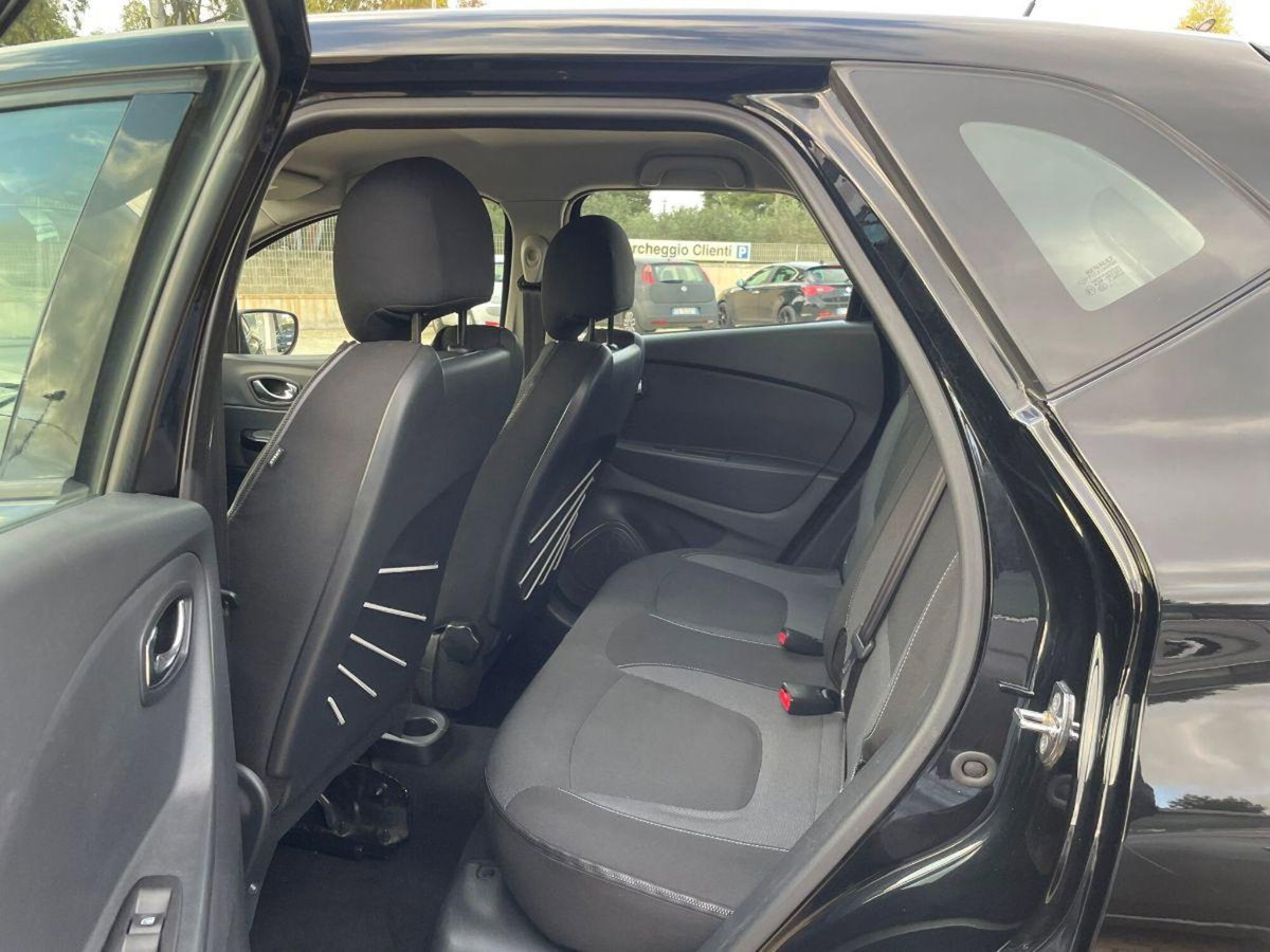 Renault Captur 1.5 dCi 8V 90 CV Start&Stop Zen (10)