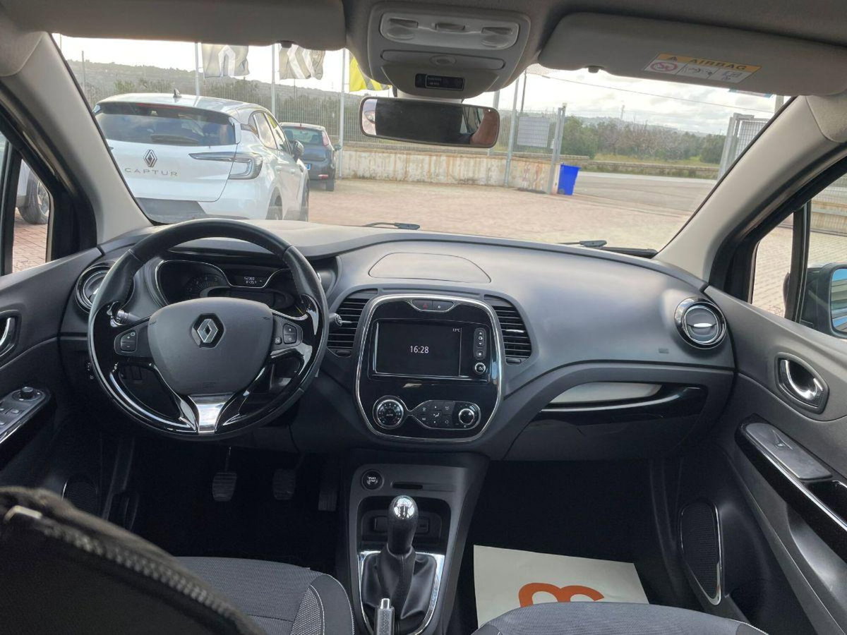 Renault Captur 1.5 dCi 8V 90 CV Start&Stop Zen (8)