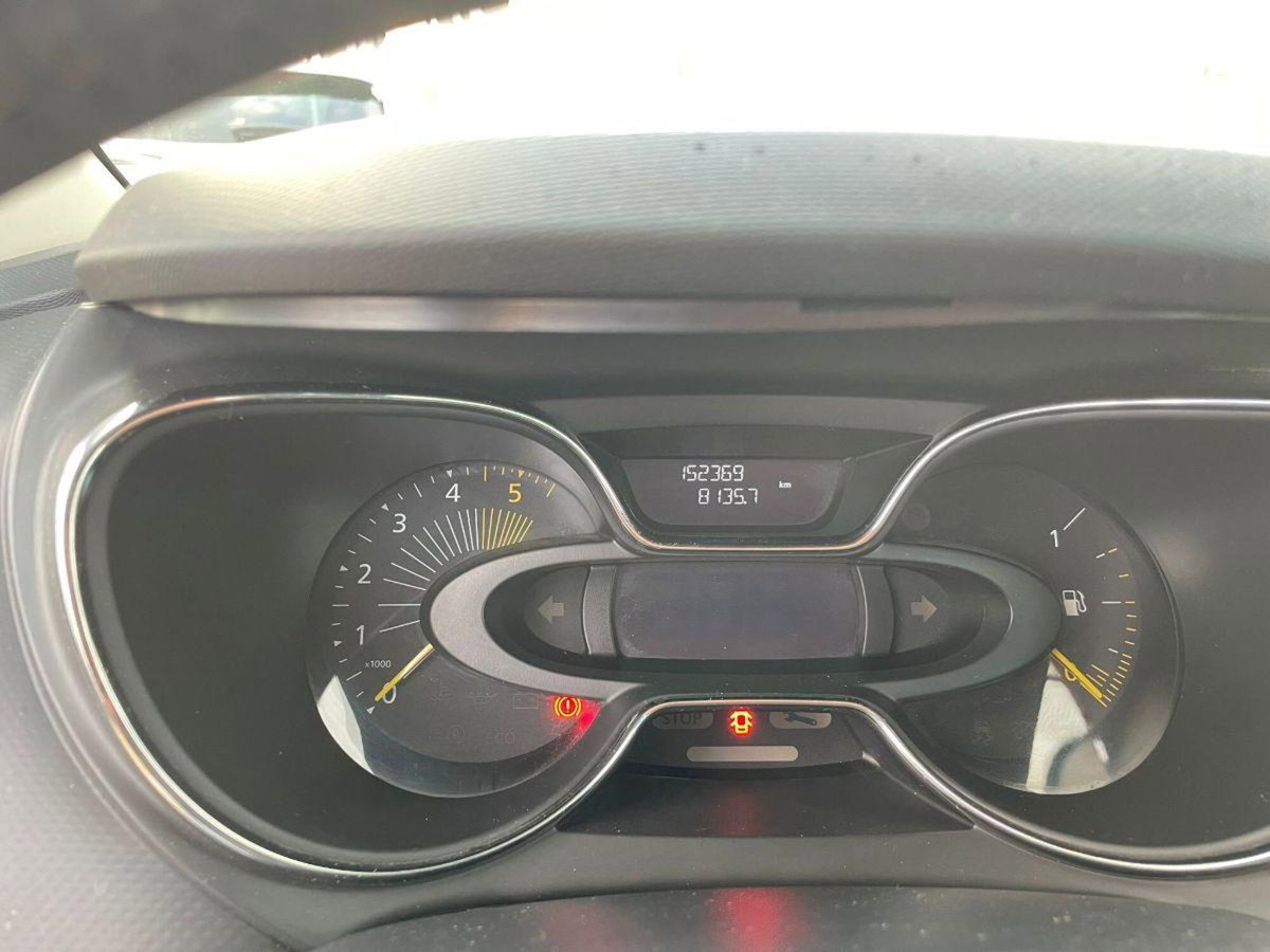Renault Captur 1.5 dCi 8V 90 CV Start&Stop Zen (9)