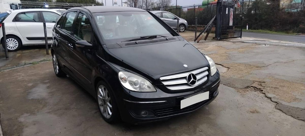 Mercedes-Benz Classe B 200 CDI Chrome (6)
