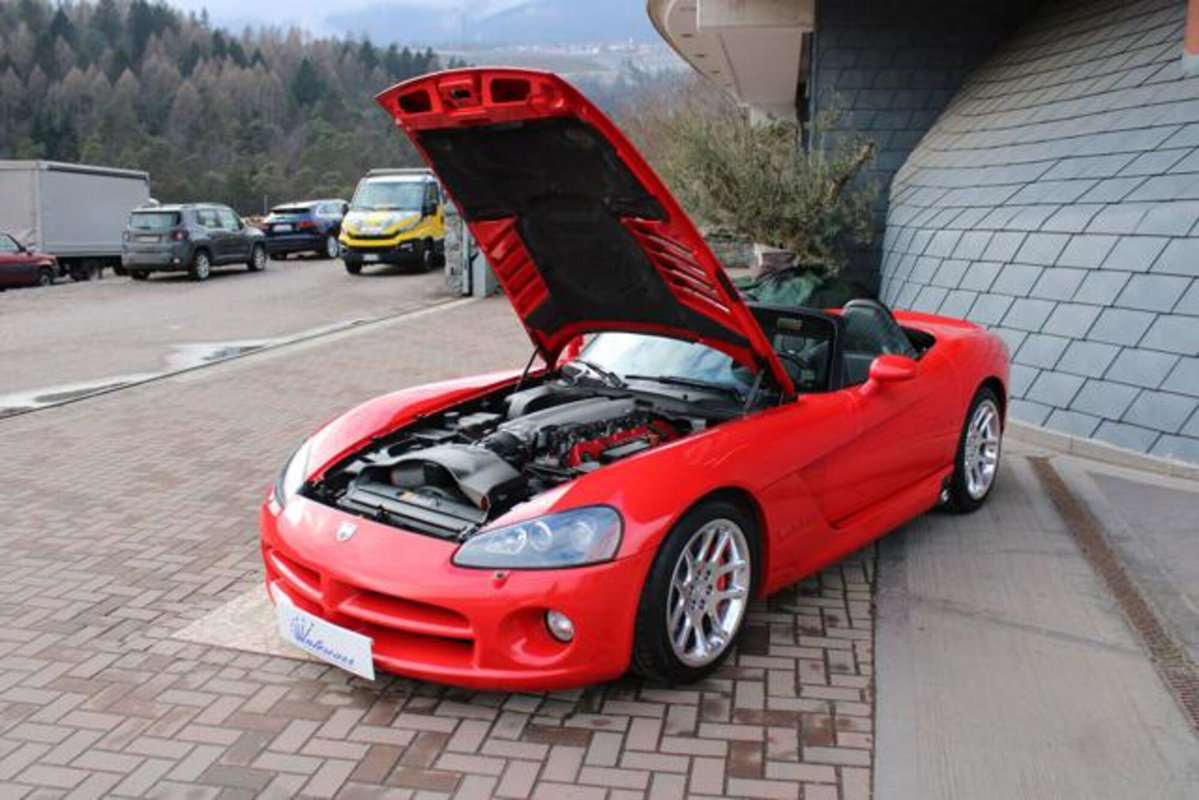 Dodge Viper 8.3 SRT-10 (17)