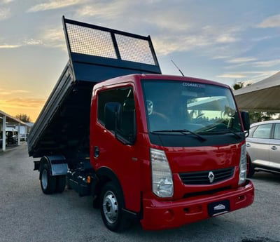Renault Trucks Maxity 130.35/6 2.5 DXi PM-RG Cabinato  usata