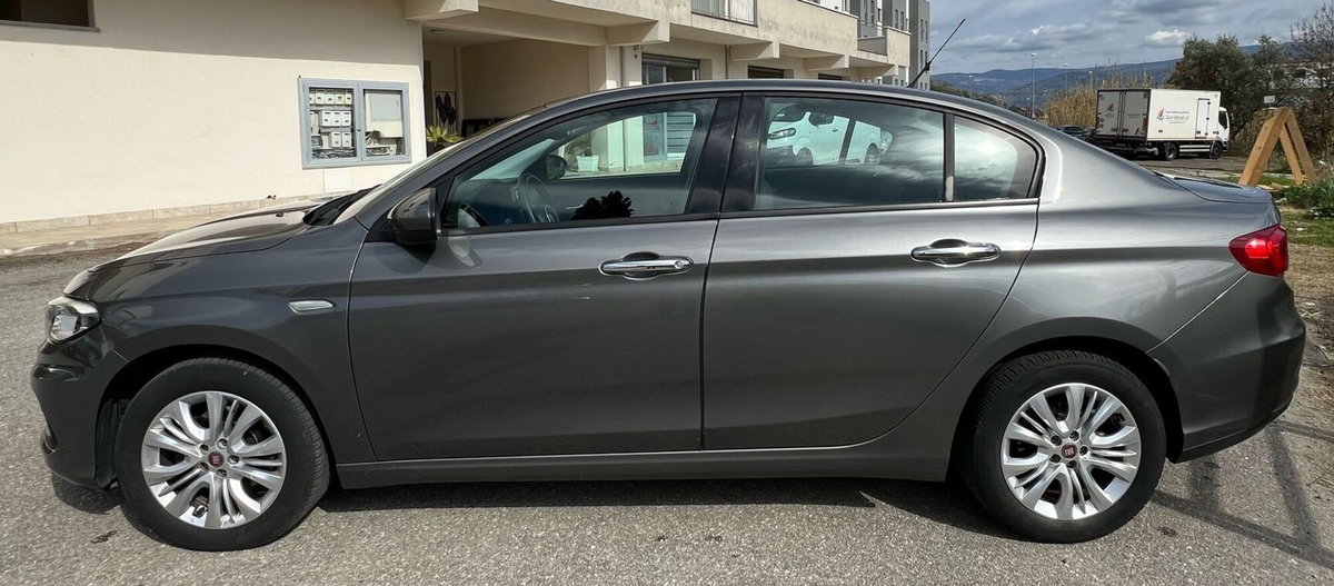 Fiat Tipo Tipo 1.6 Mjt 4 porte Opening Edition (4)