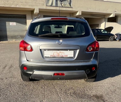 Nissan Qashqai 1.5 dCi Tekna (2)