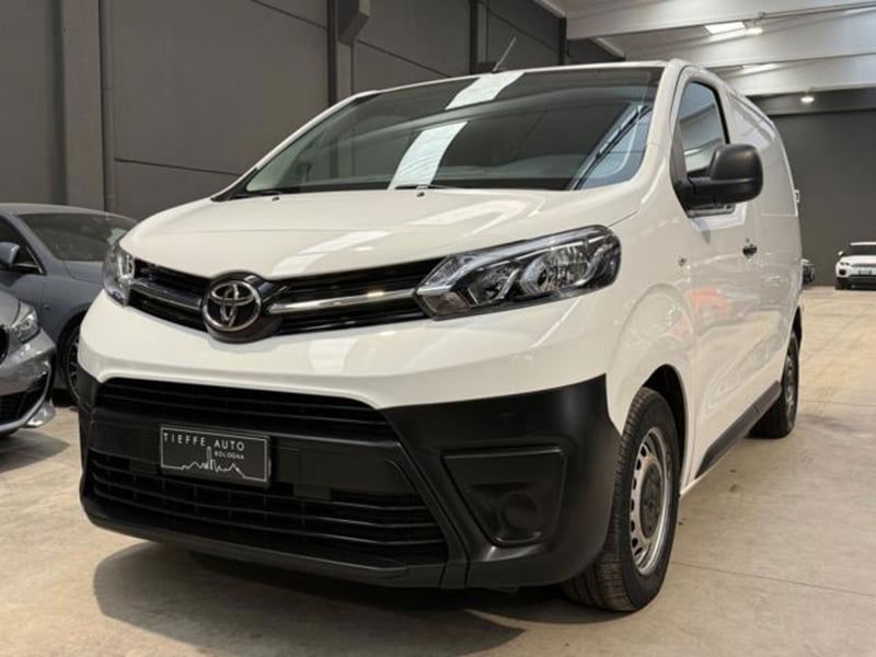 Toyota Proace 1.5D 120CV S&S PC-TN Furgone Compact 4p.10q Active