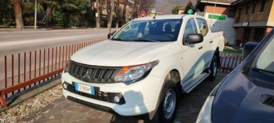 Mitsubishi L200 2.4 DI-D/154CV Club Cab Invite usato