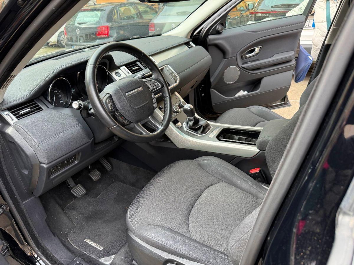 Land Rover Range Rover Evoque 2.0 eD4 5p. SE Dynamic (14)