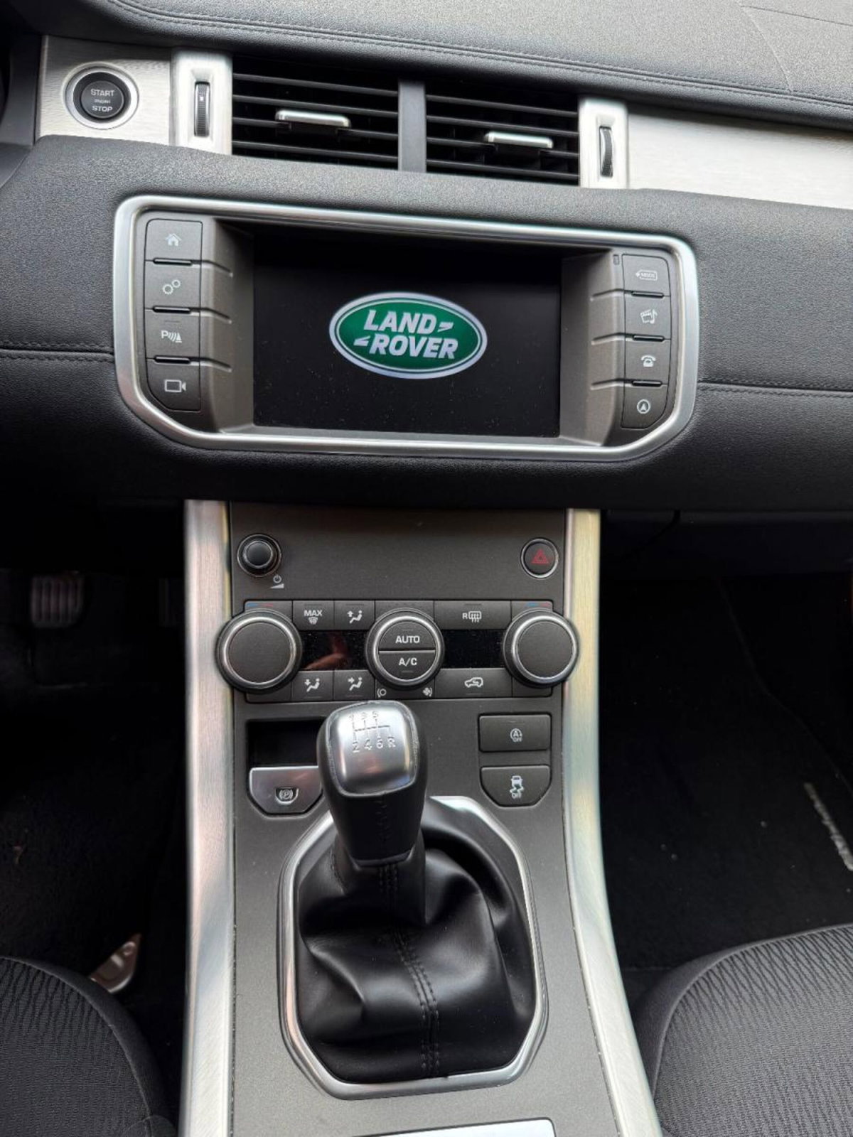 Land Rover Range Rover Evoque 2.0 eD4 5p. SE Dynamic (15)