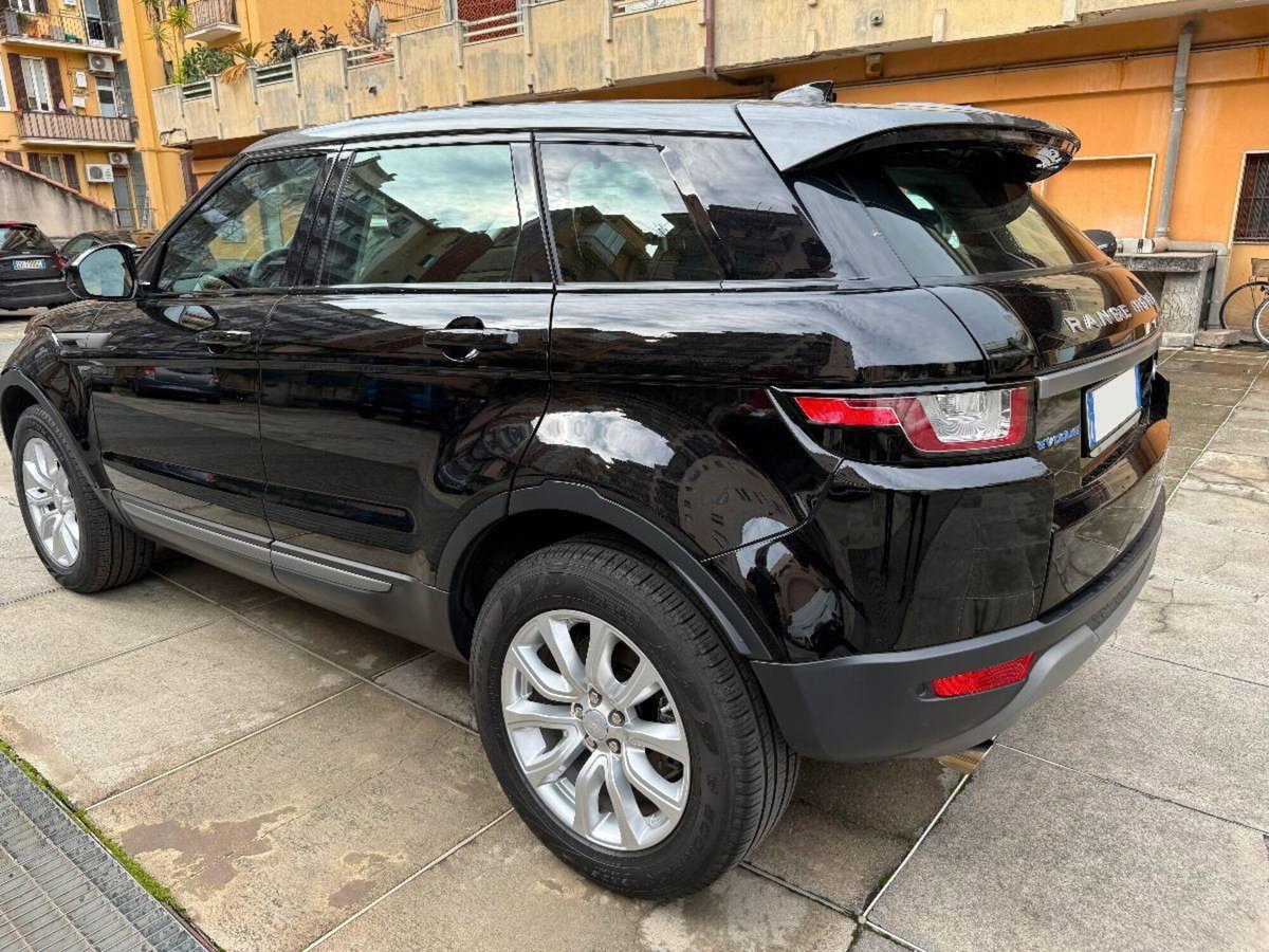 Land Rover Range Rover Evoque 2.0 eD4 5p. SE Dynamic (2)