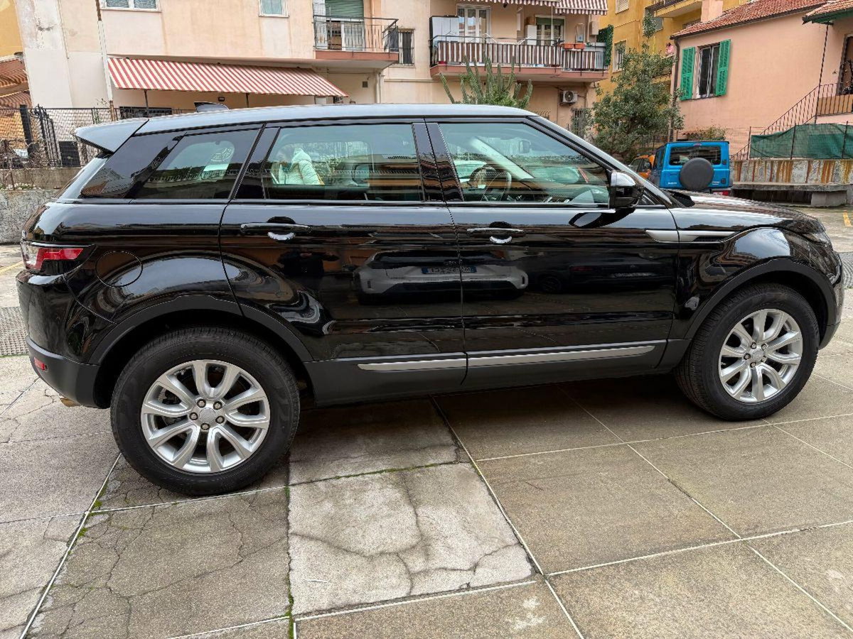 Land Rover Range Rover Evoque 2.0 eD4 5p. SE Dynamic (3)