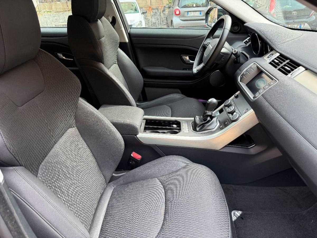 Land Rover Range Rover Evoque 2.0 eD4 5p. SE Dynamic (8)