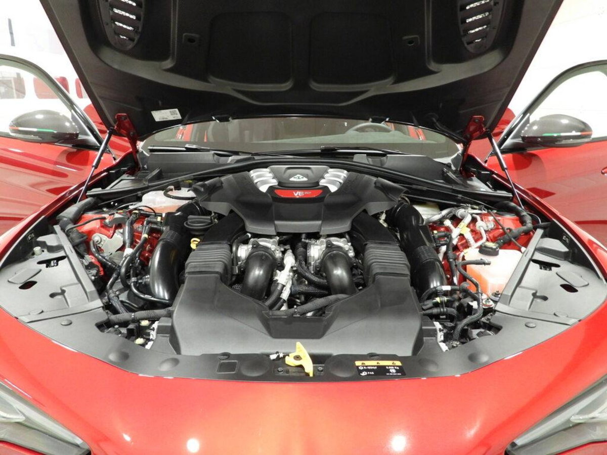 Alfa Romeo Giulia 2.9 T V6 AT8 Quadrifoglio (10)