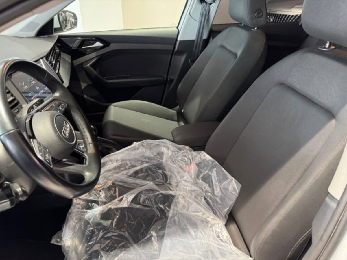 Audi A1 Sportback 25 TFSI S tronic Admired (11)