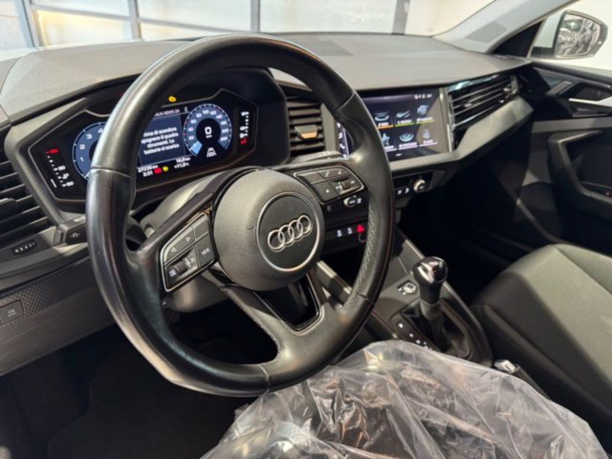 Audi A1 Sportback 25 TFSI S tronic Admired (13)