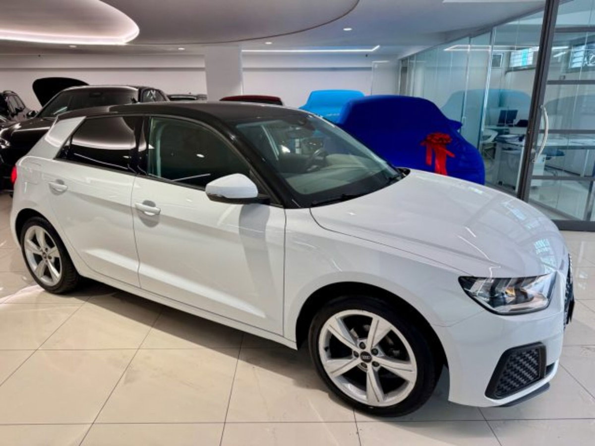 Audi A1 Sportback 25 TFSI S tronic Admired (4)
