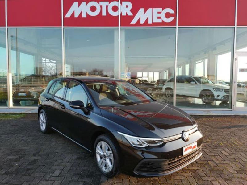 Volkswagen Golf 1.0 eTSI EVO DSG Life