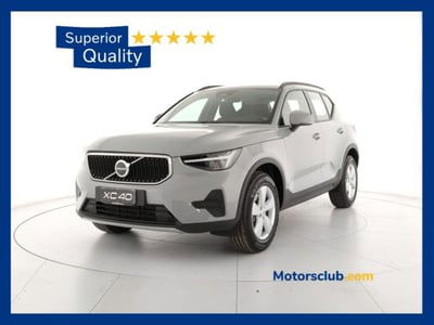 Volvo XC40 B3 automatico Essential nuova