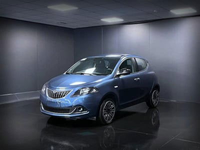 Lancia Ypsilon 1.0 FireFly 5 porte S&S Hybrid Ecochic Gold usata