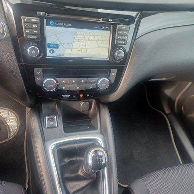 Nissan Qashqai 1.5 dCi Tekna (13)