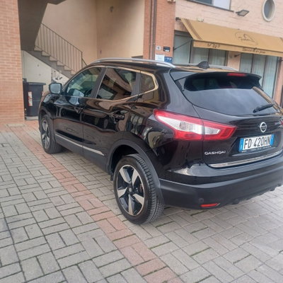 Nissan Qashqai 1.5 dCi Tekna (18)