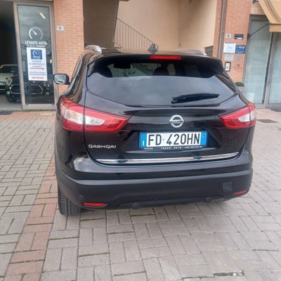 Nissan Qashqai 1.5 dCi Tekna (6)