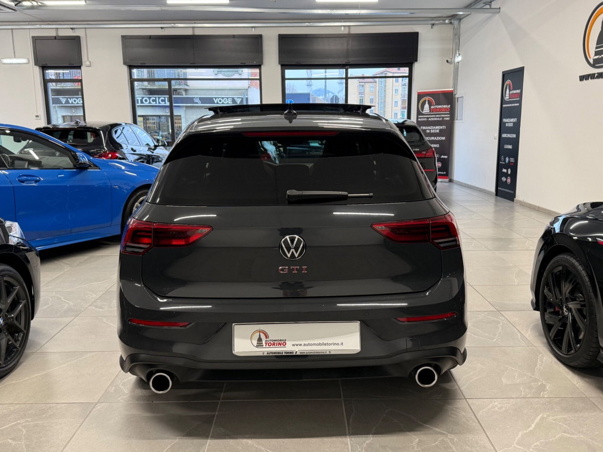 Volkswagen Golf 2.0 TSI GTI DSG (5)