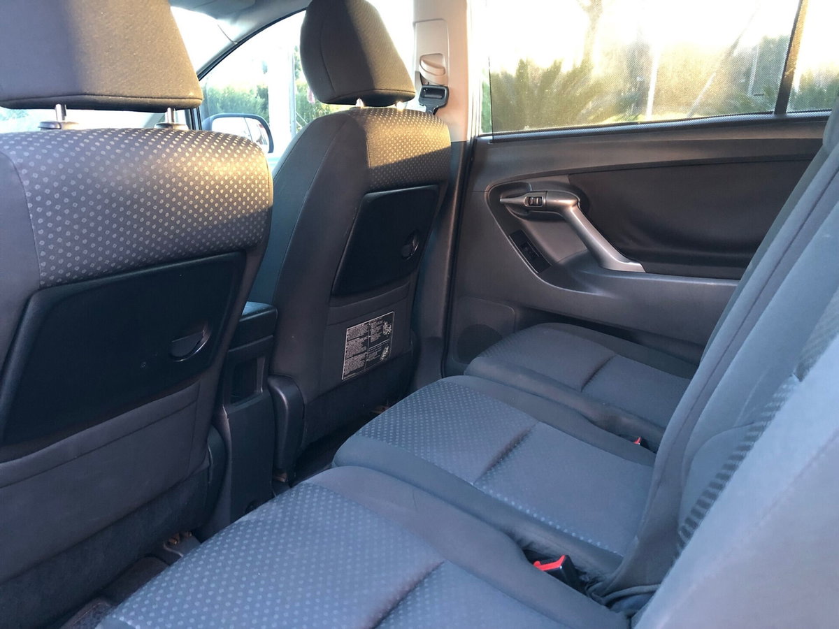Toyota Verso 2.0 D Sol 7 posti (9)