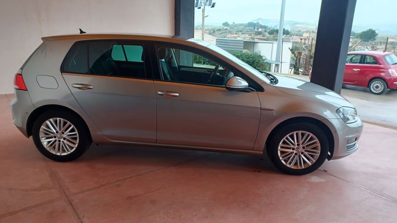 Volkswagen Golf 2.0 TDI 5p. Highline BlueMotion Technology