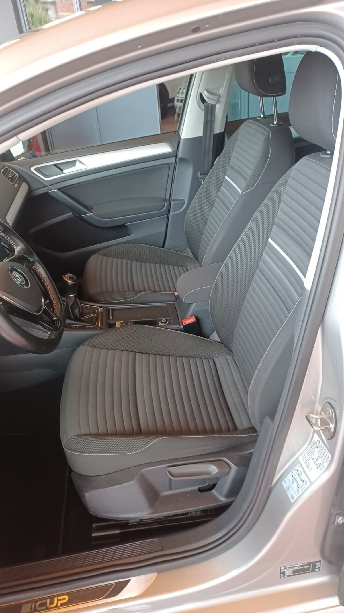 Volkswagen Golf 2.0 TDI 5p. Highline BlueMotion Technology (12)