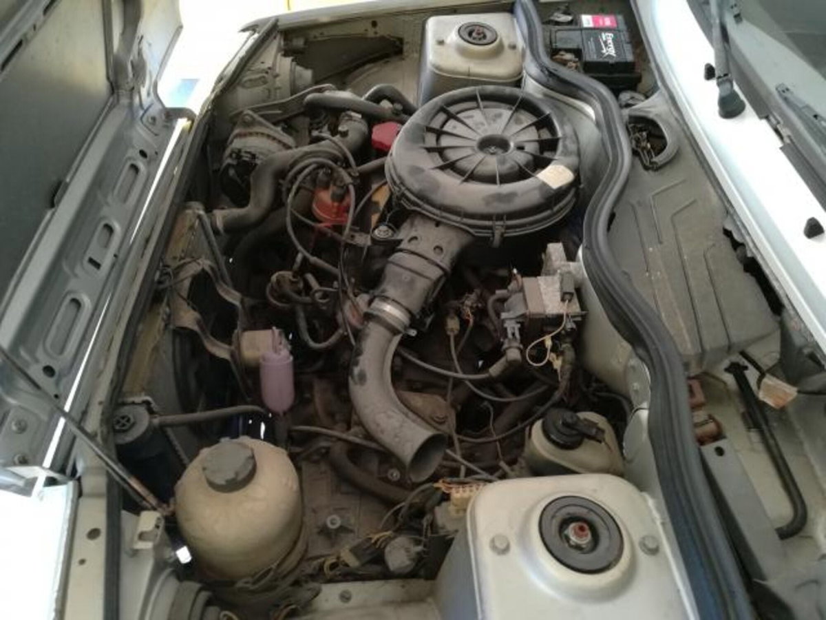 Renault 5 3 porte automatica (11)