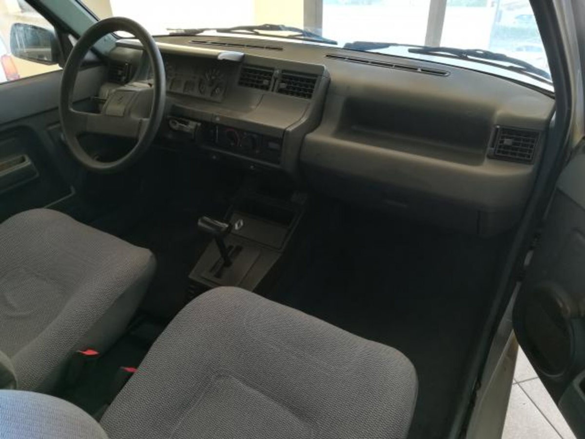 Renault 5 3 porte automatica (12)