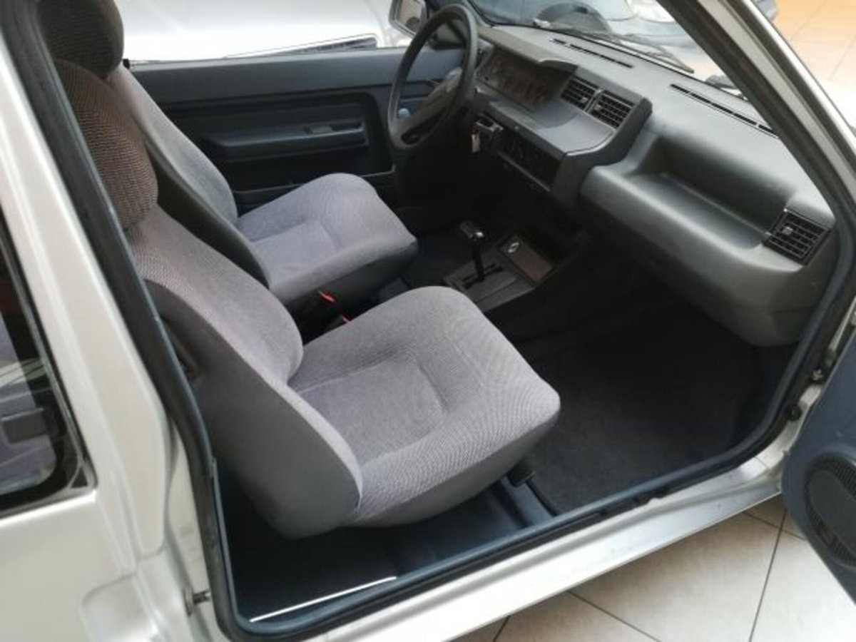 Renault 5 3 porte automatica (6)