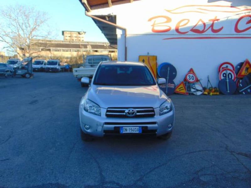 Toyota Rav4 2.2 D-4D 177 CV Luxury