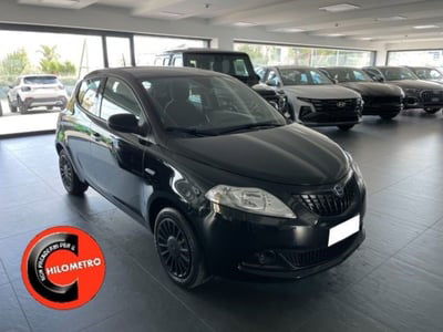 Lancia Ypsilon 1.0 FireFly 5 porte S&S Hybrid Silver Plus usata