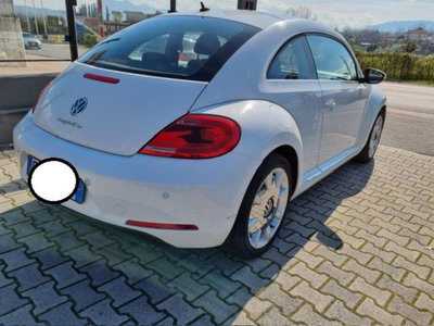 Volkswagen Maggiolino 1.6 TDI Design (3)