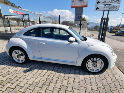 Volkswagen Maggiolino 1.6 TDI Design (7)