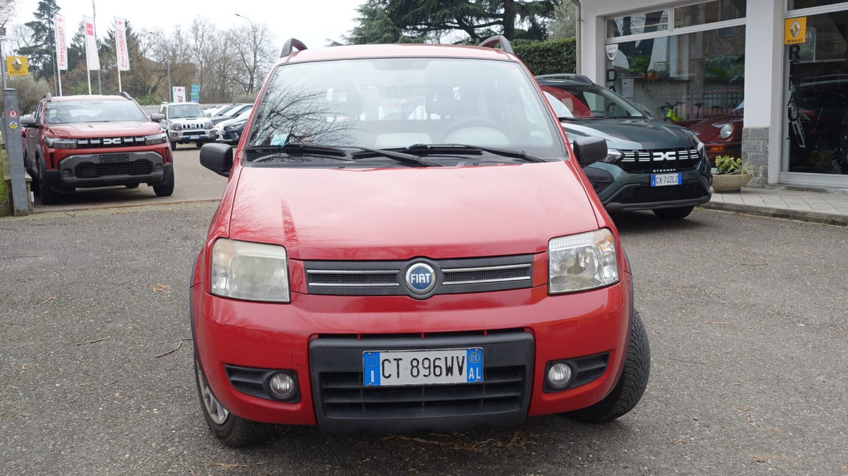 Fiat Panda 1.2 4x4 Climbing (2)
