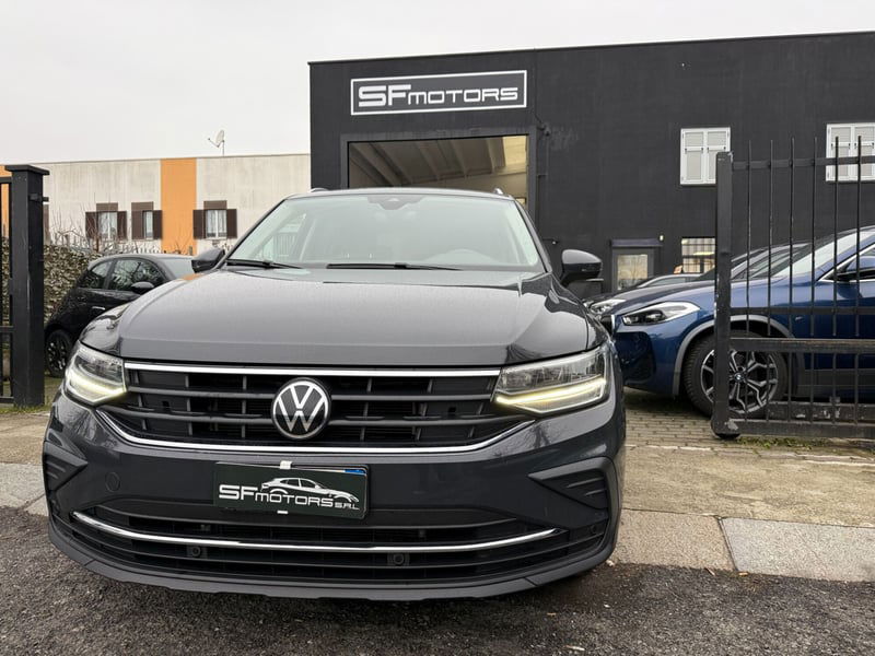 Volkswagen Tiguan 2.0 TDI 150 CV SCR DSG 4MOTION R-Line