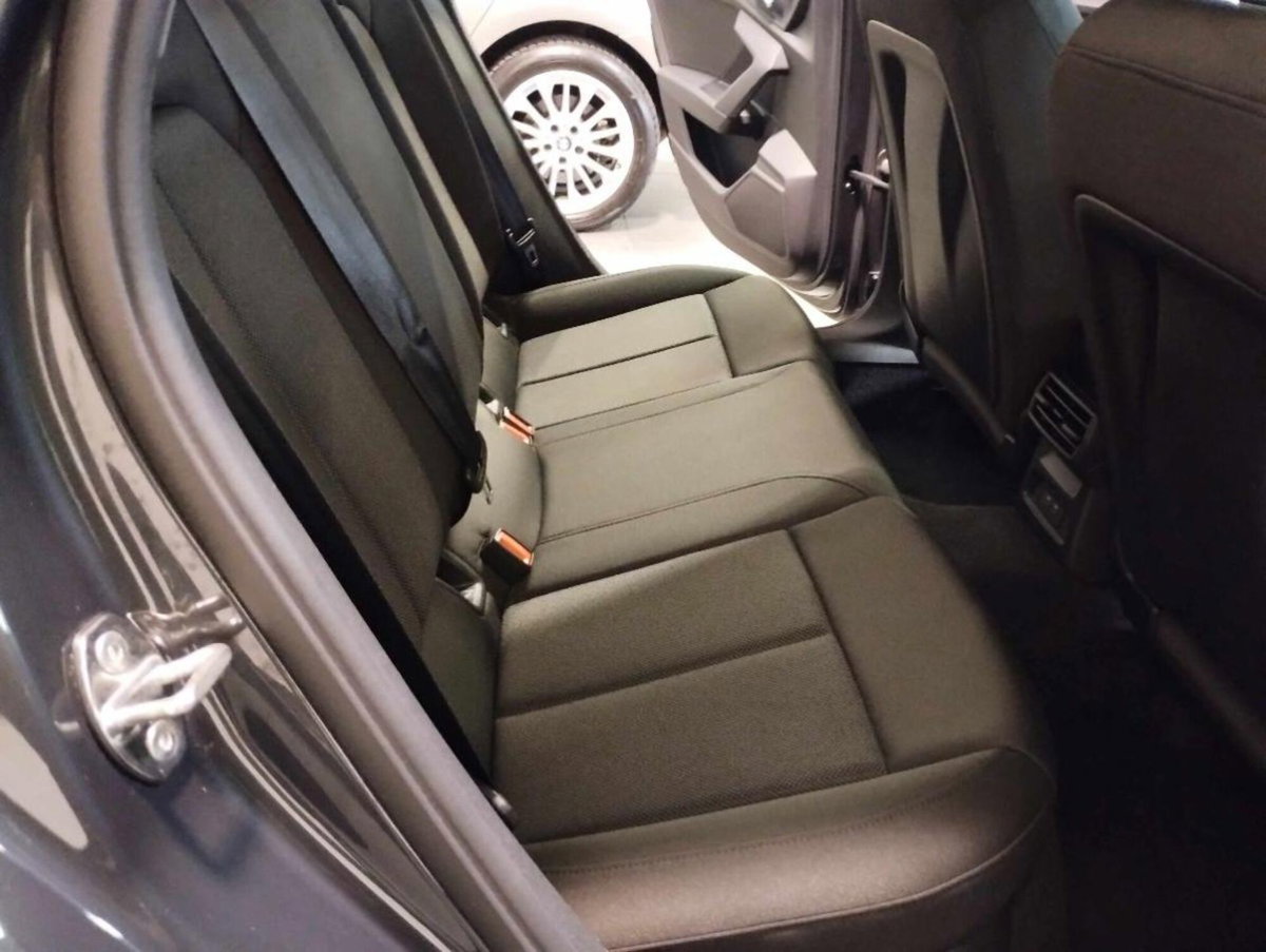 Audi A3 Sportback 30 TDI S tronic Business Advanced (19)