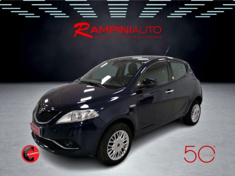 Lancia Ypsilon 0.9 TwinAir 85 CV 5 porte Metano Ecochic Platinum