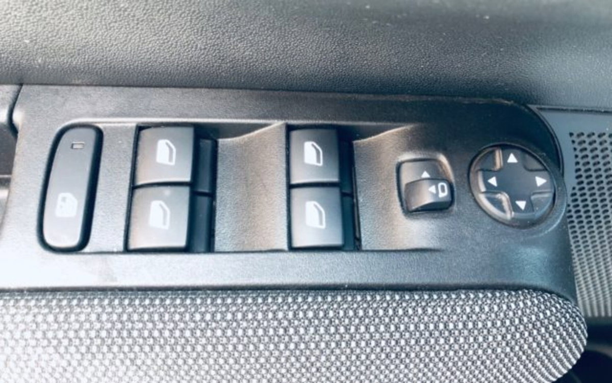 Citroen C3 Aircross BlueHDi 110 S&S Feel (19)