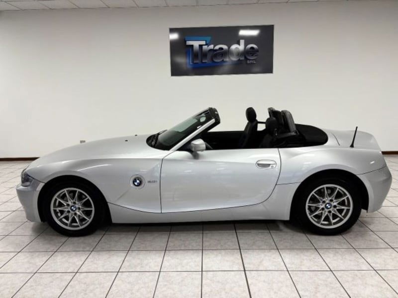 BMW Z4 Cabrio Z4 2.0i cat Roadster