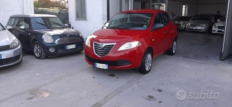 Lancia Ypsilon 0.9 TwinAir 85 CV 5 porte Metano Ecochic Elefantino