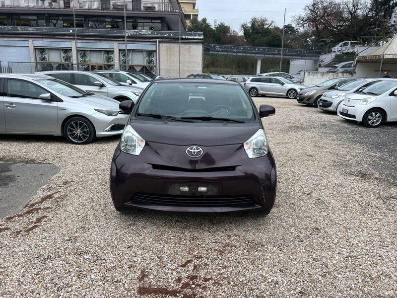 Toyota iQ 1.0 Sol