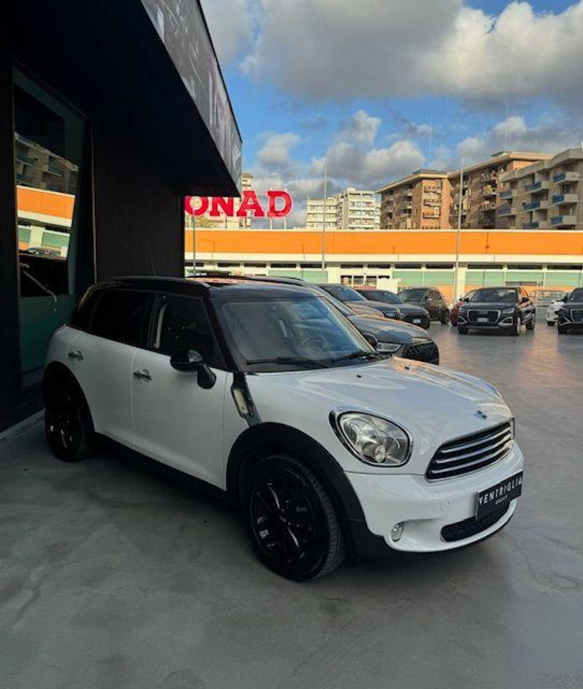MINI Mini Countryman 1.6 Cooper D Countryman (2)
