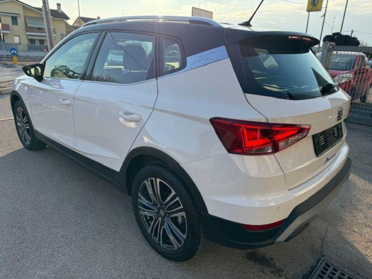 SEAT Arona 1.0 EcoTSI 110 CV XPERIENCE (4)