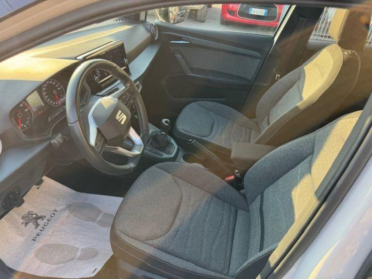 SEAT Arona 1.0 EcoTSI 110 CV XPERIENCE (6)