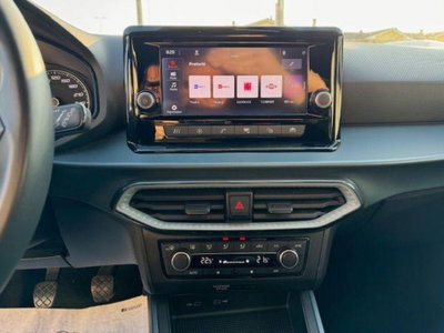 SEAT Arona 1.0 EcoTSI 110 CV XPERIENCE (9)